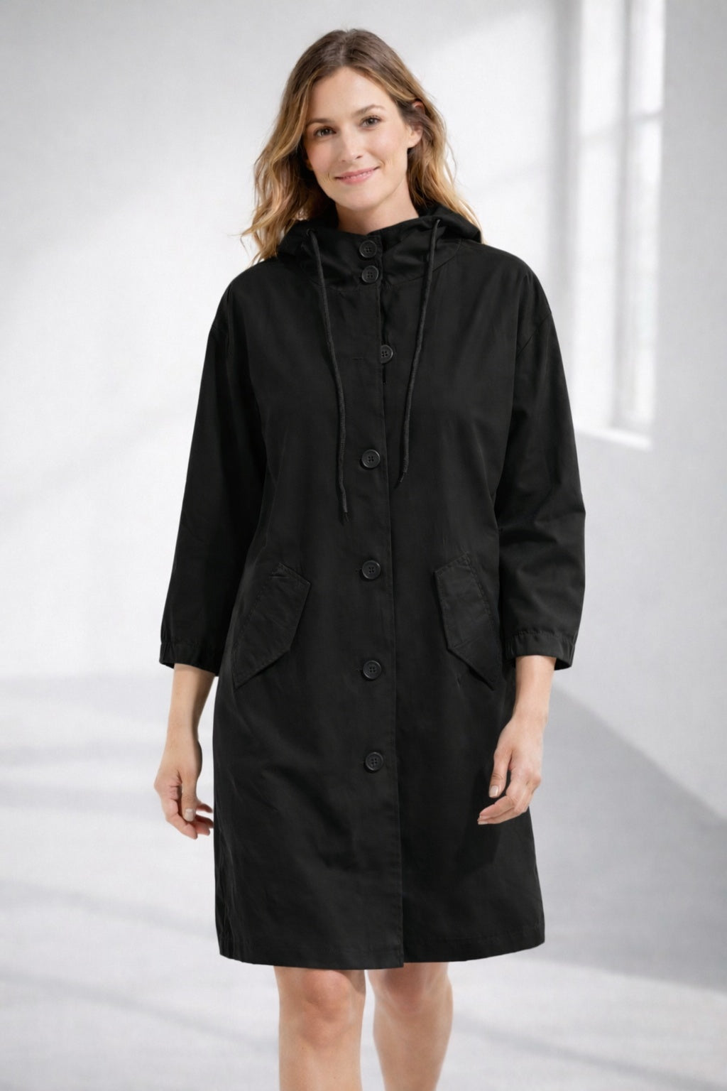 Chaqueta Larga con Capucha Mujer Botones Manga 3/4